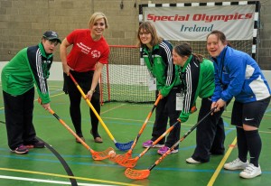 21 April 2016; Cork camogie legend Anna Geary tries her hand at floorball at a Special Olympics Winter Sports event in Dublin. Anna and the Women’s Gaelic Players Association have thrown their support behind Special Olympics on their charity Collecion Day, sponsored by eir, which takes place today (FRI April 22nd). 3,000 volunteers – including many WGPA players – will be out in force in villages, towns and counties around Ireland trying to help the sports charity raise €650,000 in just 24 hours. Pictured with Anna Geary are Connaught Special Olympic athletes, from left, Aine Naughton, Ann Brennan, Aideen Harkins and Laura Byrne of Eastern Region. Kilternan Ski Slope & Loughlinstown Activity Centre, Kilternan, Dublin. Picture credit: Sam Barnes / SPORTSFILE *** NO REPRODUCTION FEE ***